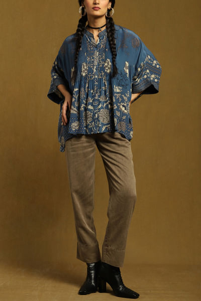 Blue floral printed pintuck short kurti
