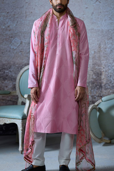 Blush pink geometric pintuck kurta set