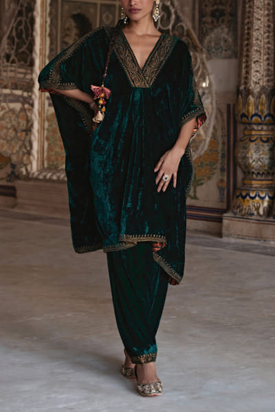 Bottle green embroidered kaftan set