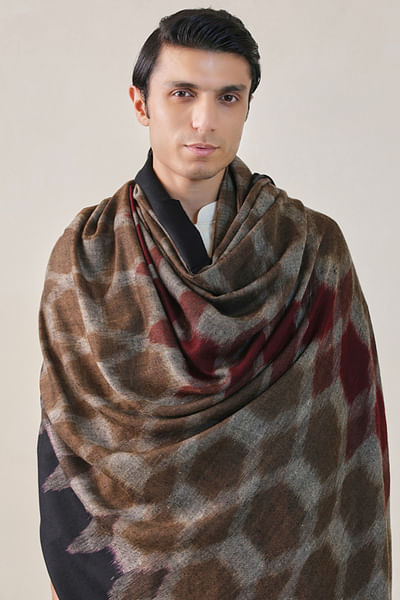 Brown and deep red ikat dushala