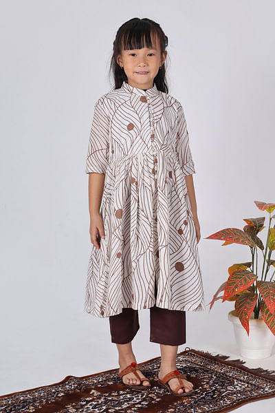 Brown and white abstract stripe print kurta set