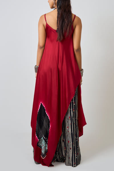Nupur Kanoi Burgundy tie-dye singlet and A-line pants NUPNOV24D333
