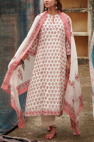 Cream and red floral print kurta set