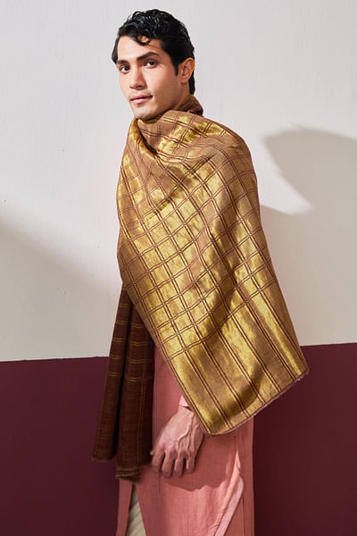 Dark brown checkered stole