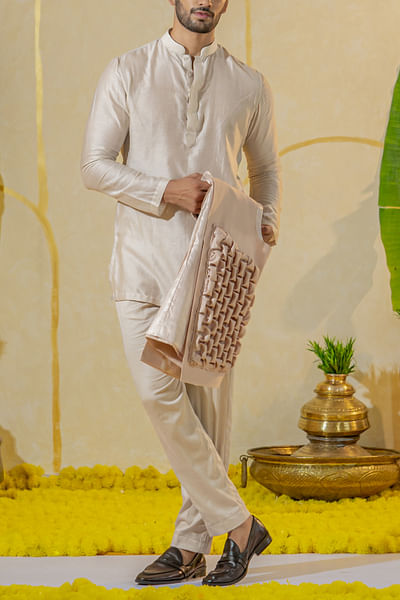 Dusty ivory chanderi kurta set