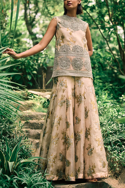 Dusty pink floral embroidered short kurta set
