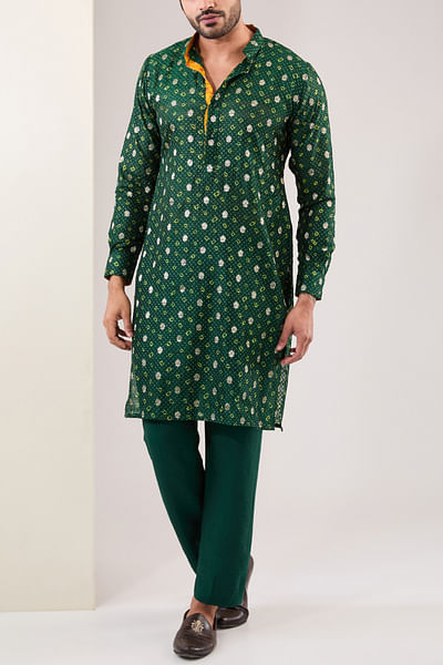 Emerald green bandhani printed kurta set