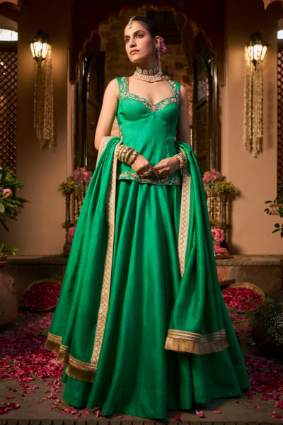 11 Tareng Emerald green handwoven silk lehenga set 11TFEB25D117279