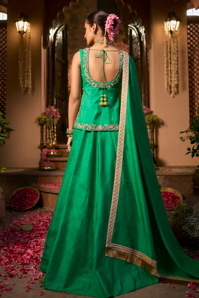 11 Tareng Emerald green handwoven silk lehenga set 11TFEB25D117279