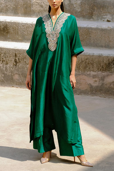 Emerald green zardozi embroidered kaftan