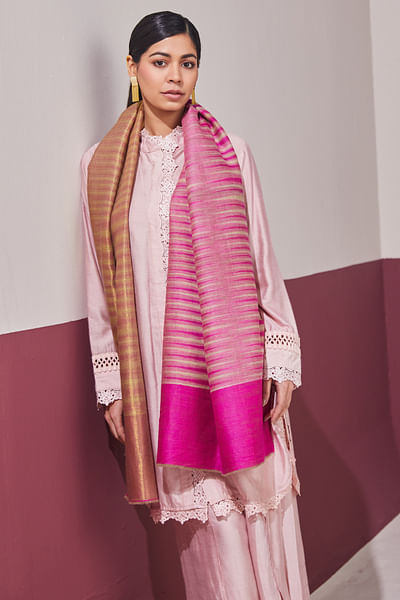 Fuschia pashmina stole