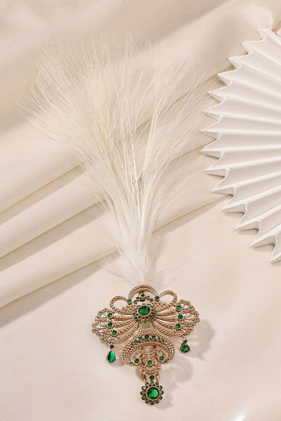 Gold and green gemstone kalangi