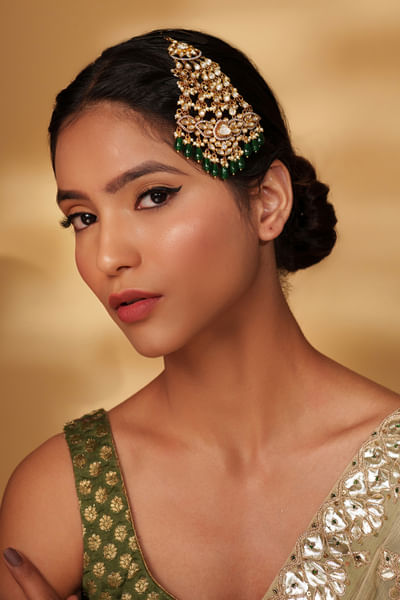 Gold and green kundan polki passa