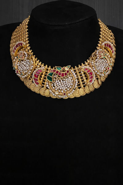 Gold and pink kundan semi-precious stone choker