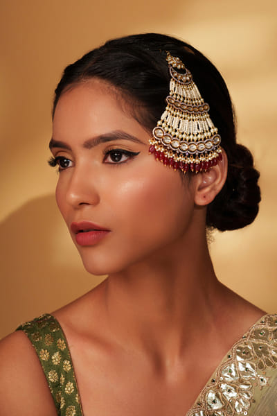 Gold and red kundan polki passa