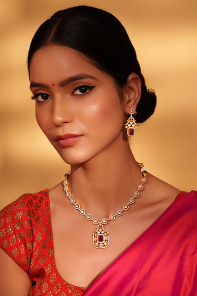 Gold and red moissanite necklace set