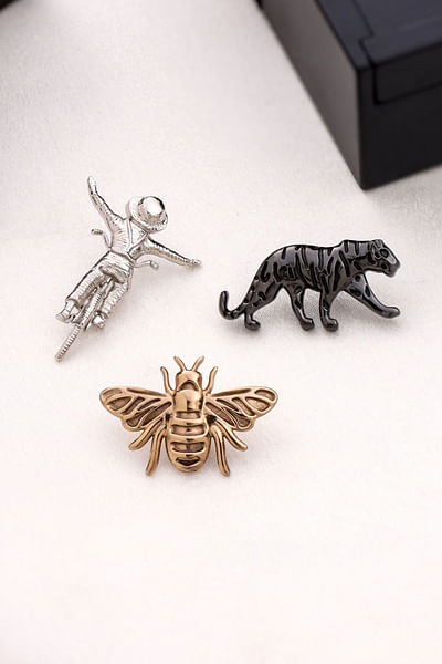 Gold and silver nature brooch gift set