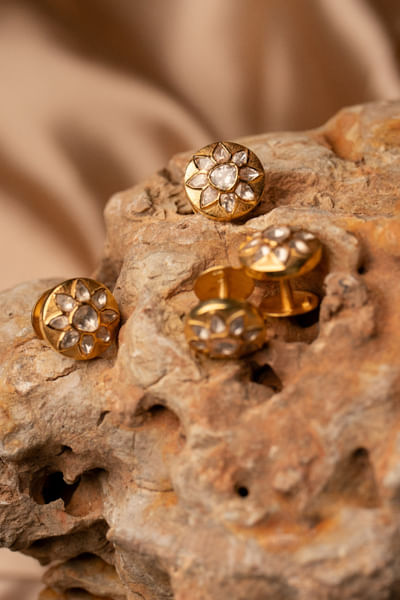 Gold and white floral moissanite polki button set