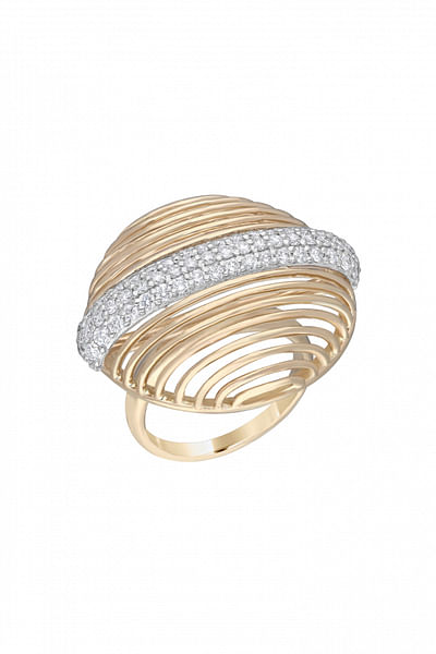 Gold diamond sphere ring