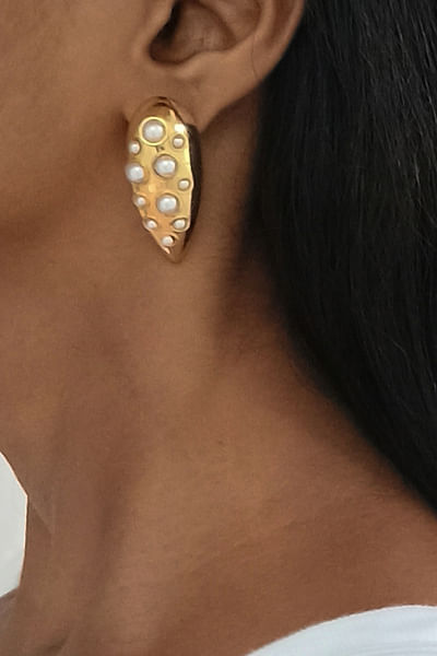 Gold drop pearl textured studs
