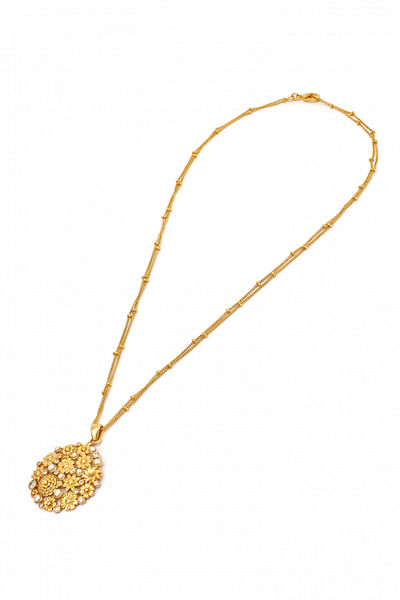 Gold floral chain pendant necklace