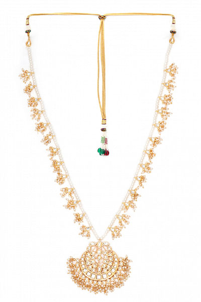 Gold kundan and pearl embellished necklace