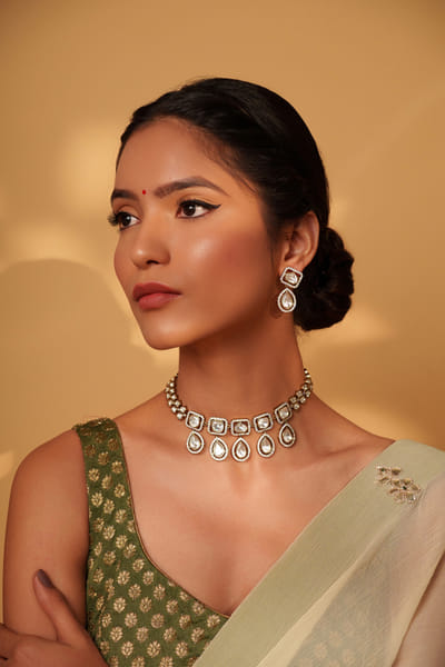 Gold kundan polki studded necklace set