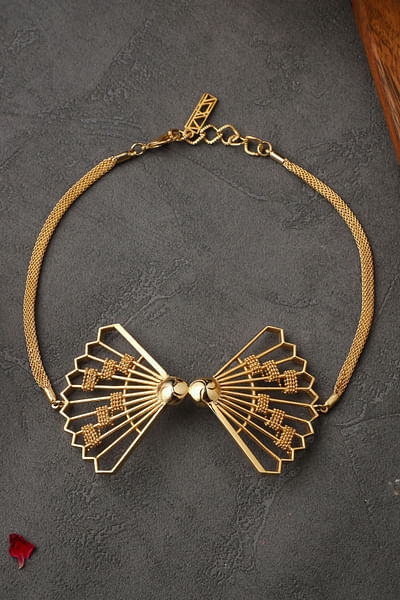 Gold metallic bow necklace