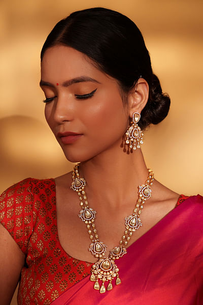 Gold moissanite stone necklace set