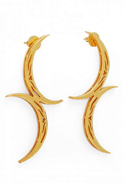 Gold textured danglers