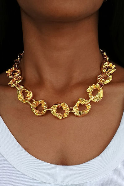 Gold textured necklace
