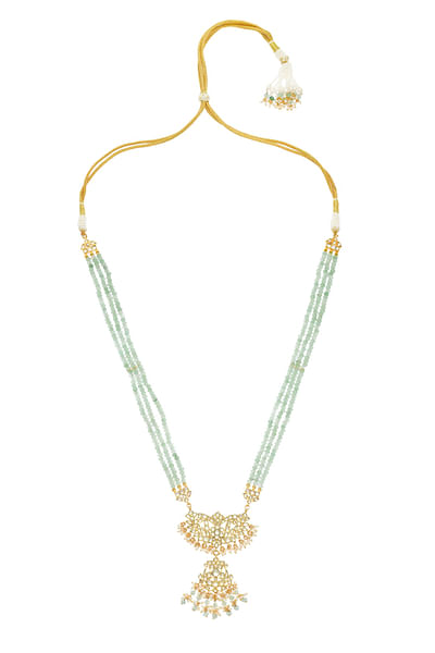 Golden kundan necklace set