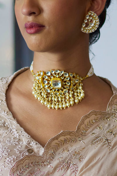 Golden polki necklace set