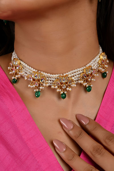 Green and gold pearl necklace set
