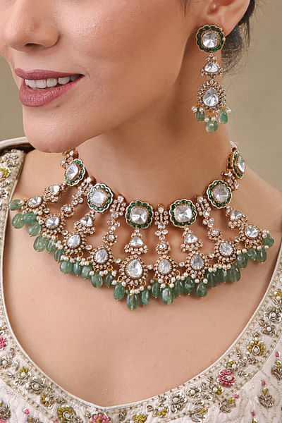 Green and gold polki and onyx necklace set