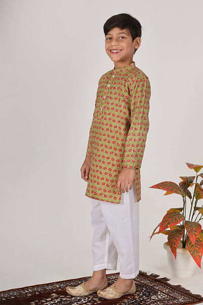 Green and pink floral print kurta set