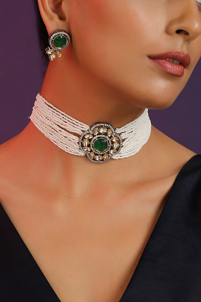 Green and white polki and pearl choker set
