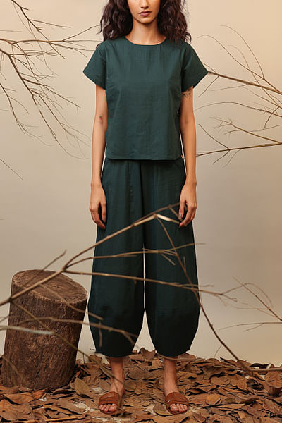 Green colour blocked top
