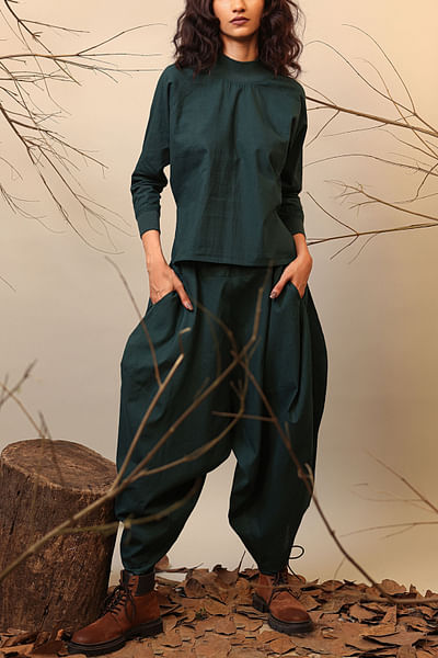 Green dhoti balloon pants