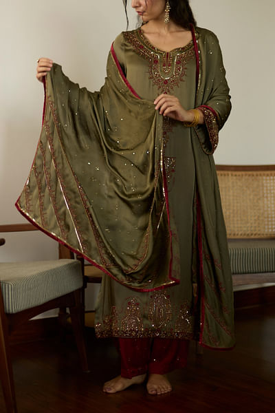 Green embroidered dupatta