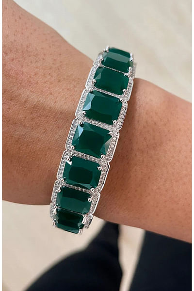 Green emerald and diamond bracelet