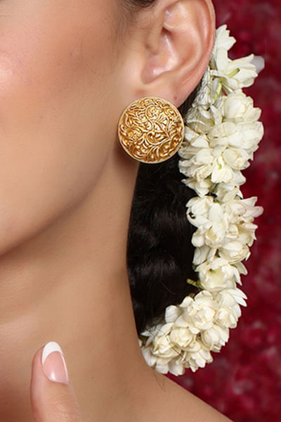 Gold round embossed studs