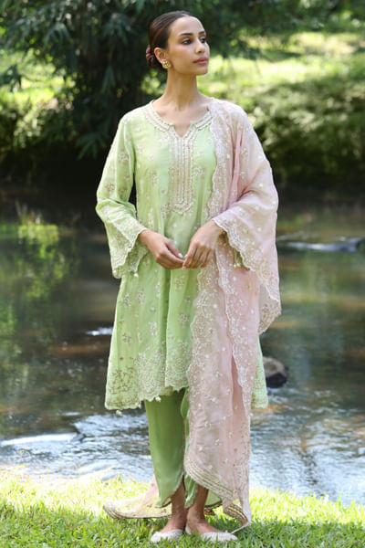 Green floral embroidered kurta set