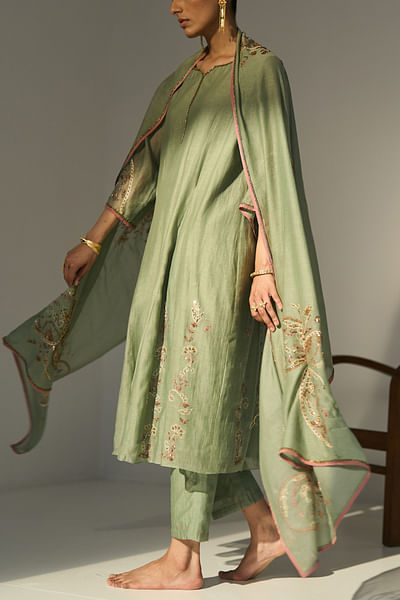 Green floral embroidery dupatta
