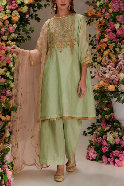 Green floral embroidery kurta set