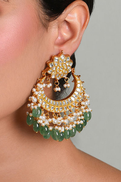 Green kundan and onyx chandbalis