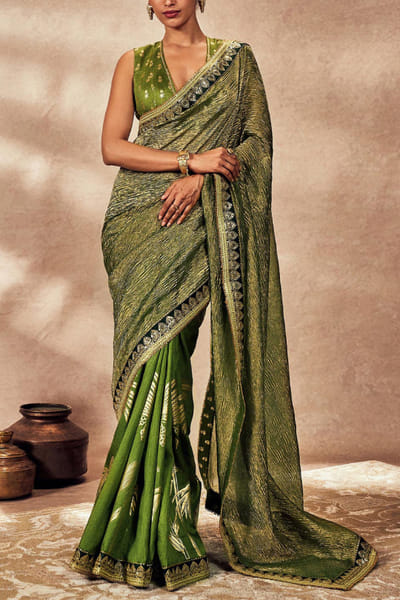Green palm tree printed sari set