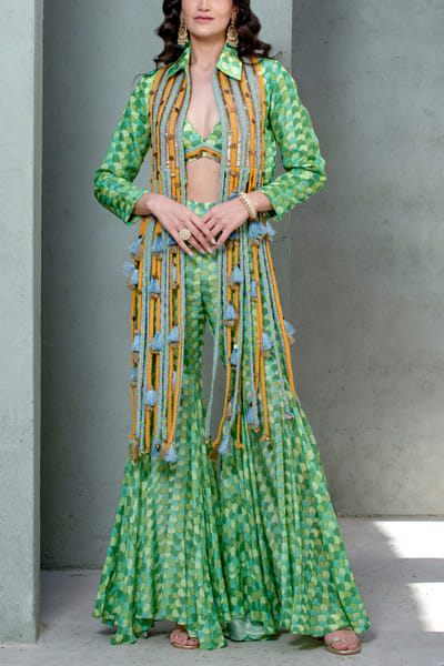 Green scaling print jacket set