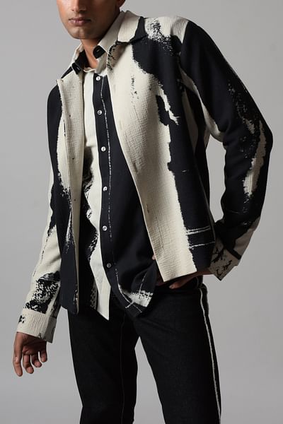 Grey abstract printed textured jacket