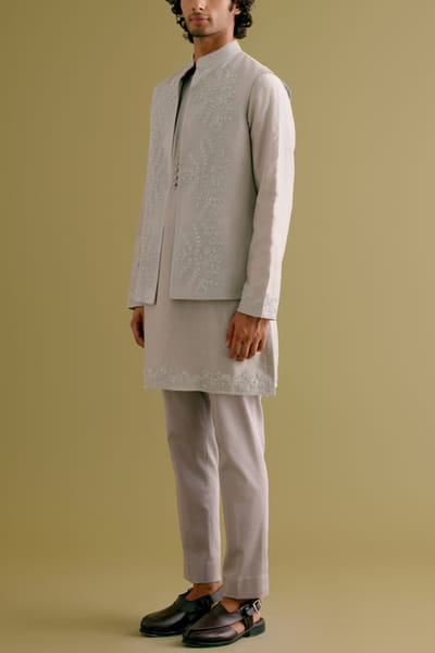 Devnaagri Grey dori embroidered bandi kurta set DEVDEC24D11861